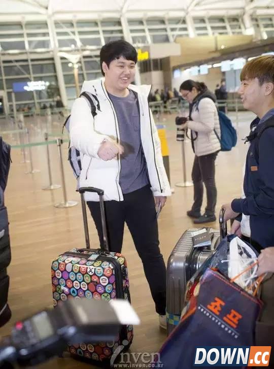 lolLCK赛区启程出征全明星