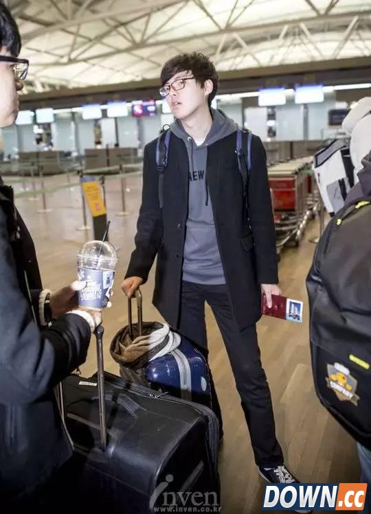 lolLCK赛区启程出征全明星