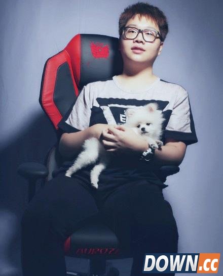 厂长电一排位发掘15岁天才少年