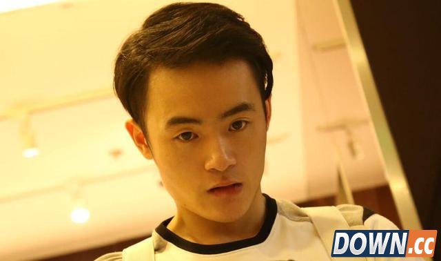 LPL历年打野背锅侠盘点