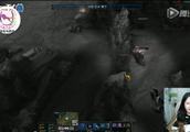 LOL又一个被狮子狗抓哭的女主播 这是演技