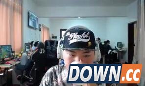 lol小狗在全民TV开启疯狂直播模式