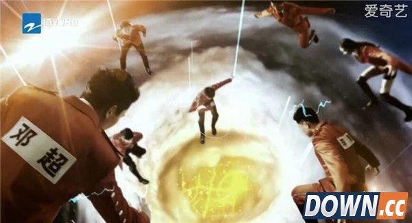 浙江卫视跨年晚会片头疑似抄袭lolS4宣传片