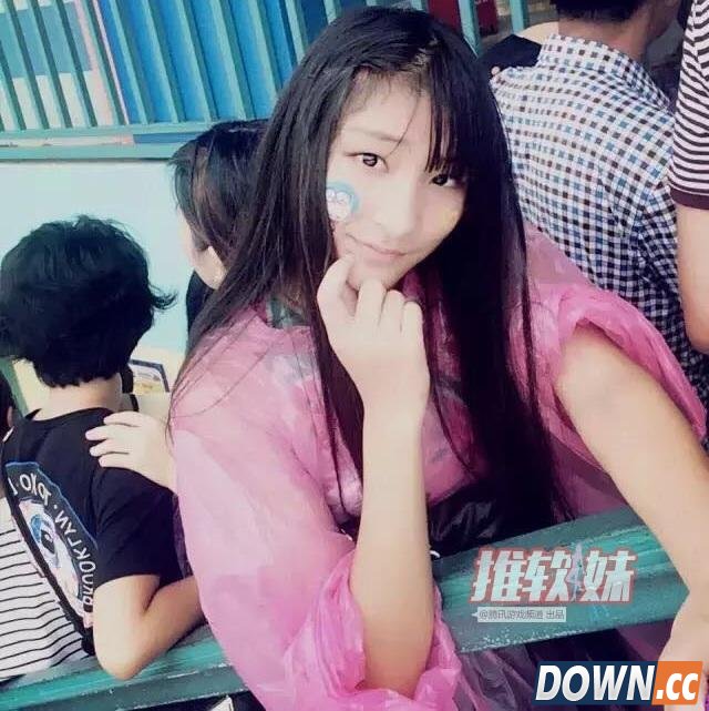 LOL17岁高中生妹子主播