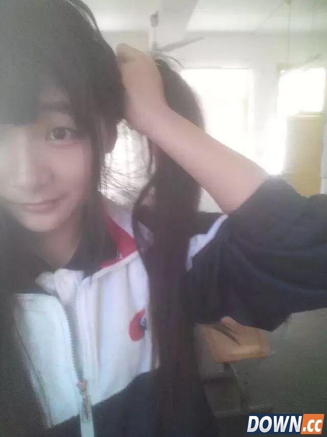 LOL17岁高中生妹子主播