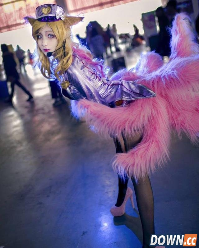 LOL17岁高中生妹子主播