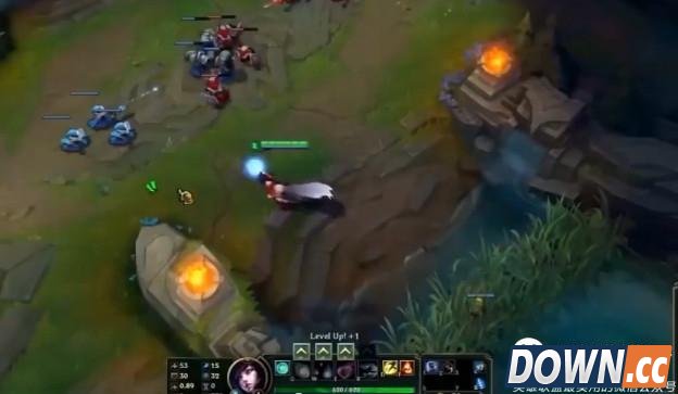 LOL中单实用操作技巧