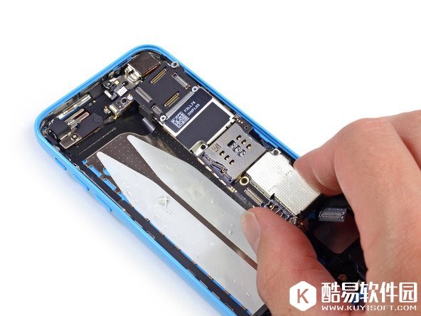 苹果干瞪眼：FBI或被允许隐瞒解锁iPhone技术