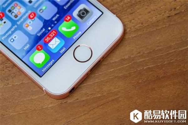 iPhone用户每天解锁手机80次