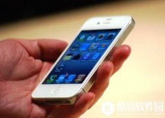 亚洲青年钟爱苹果iPhone和三星Galaxy手机