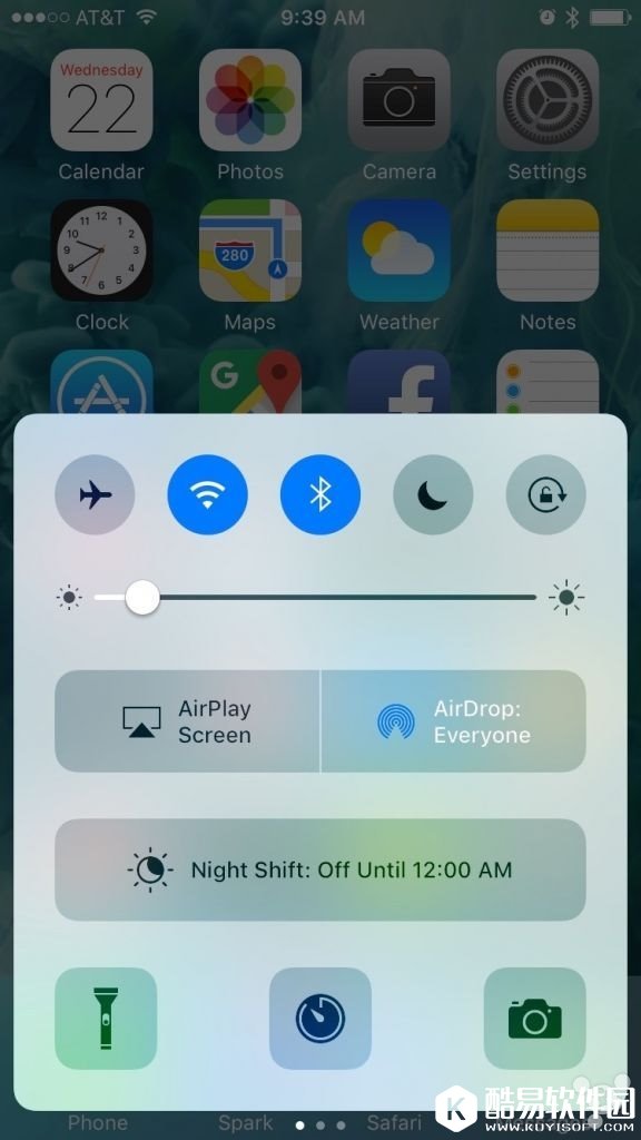 不了解就懵逼：苹果iOS10控制中心三屏都有啥功能？