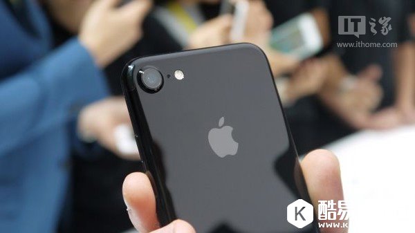 英国果粉闹心：脱欧令iPhone7/Plus售价大涨