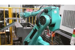 富士康已部署四万机器人组装iPhone7/Plus